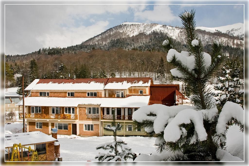 Hotel Apollon Bakuriani Exterior photo